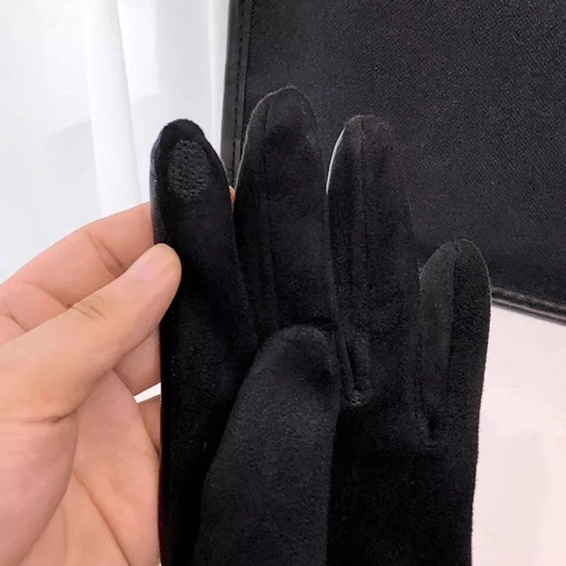 الشتاء النساء الفاخرة الأنيقة سلسلة الموضة البروتين الجلود رشاقته قفازات دافئة شاشة تعمل باللمس الدراجات القيادة يندبروف القفازات