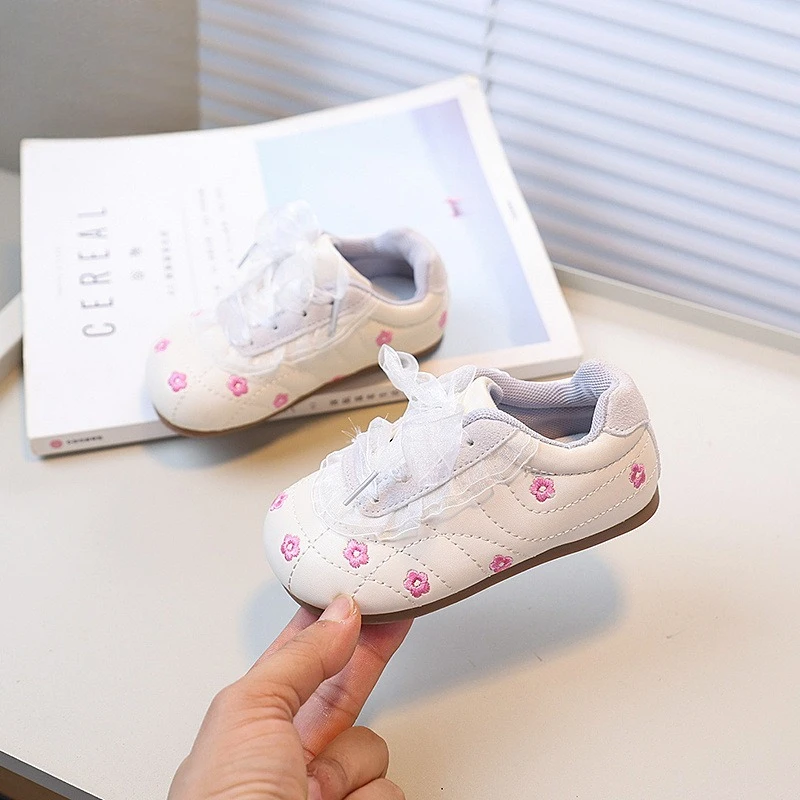 

Sweet Girls Causal Sneakers New Spring Autumn Children Ruffled Edge Sports Shoes Elegant Lace Kids Princess Fashion Tennis Shoes