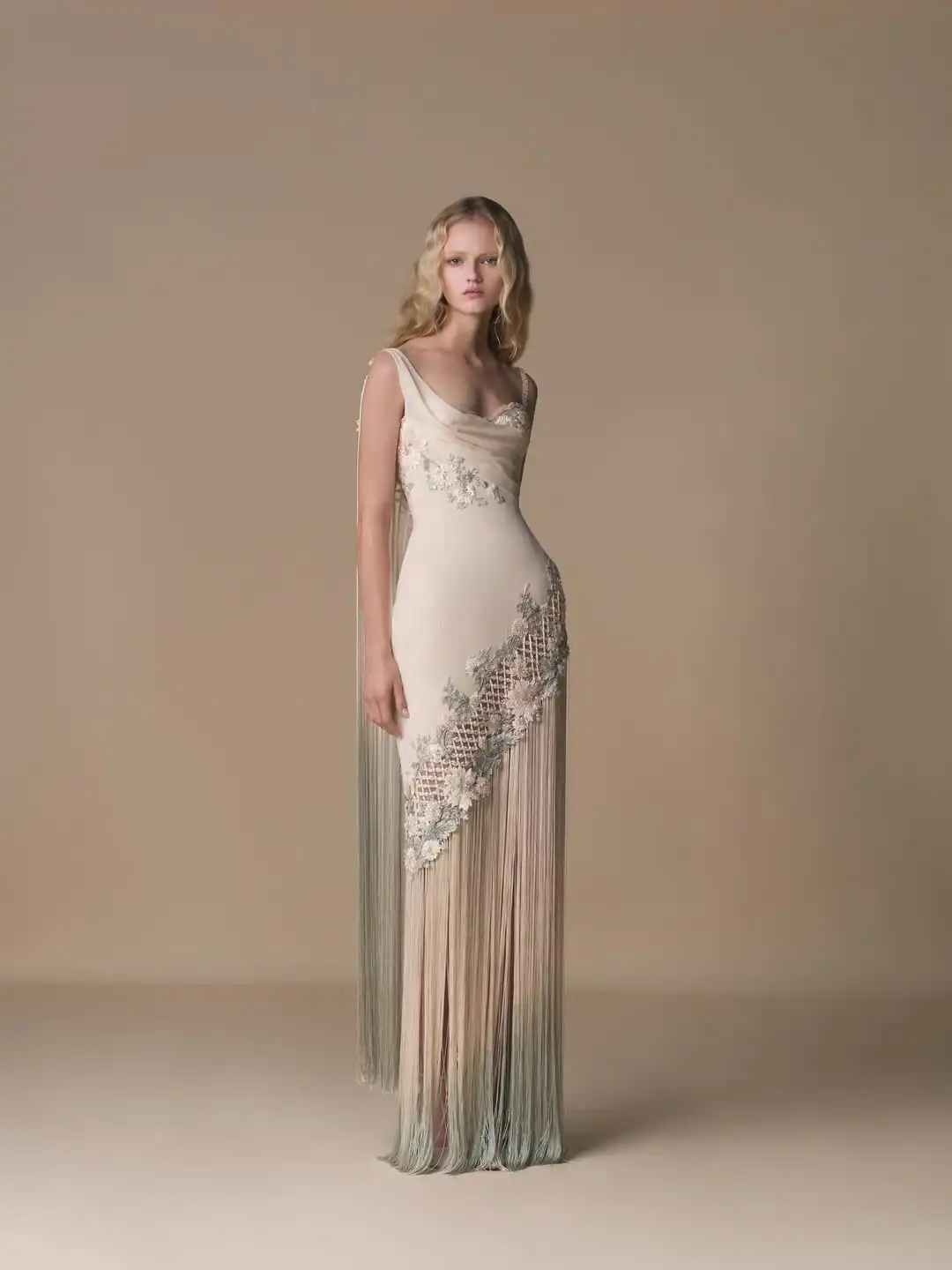 

Elegant Romantic Trend Mermaid Spaghetti Strap Deep V Back Floral Embroidery Fringe Mesh Satin Evening Prom Design Gown