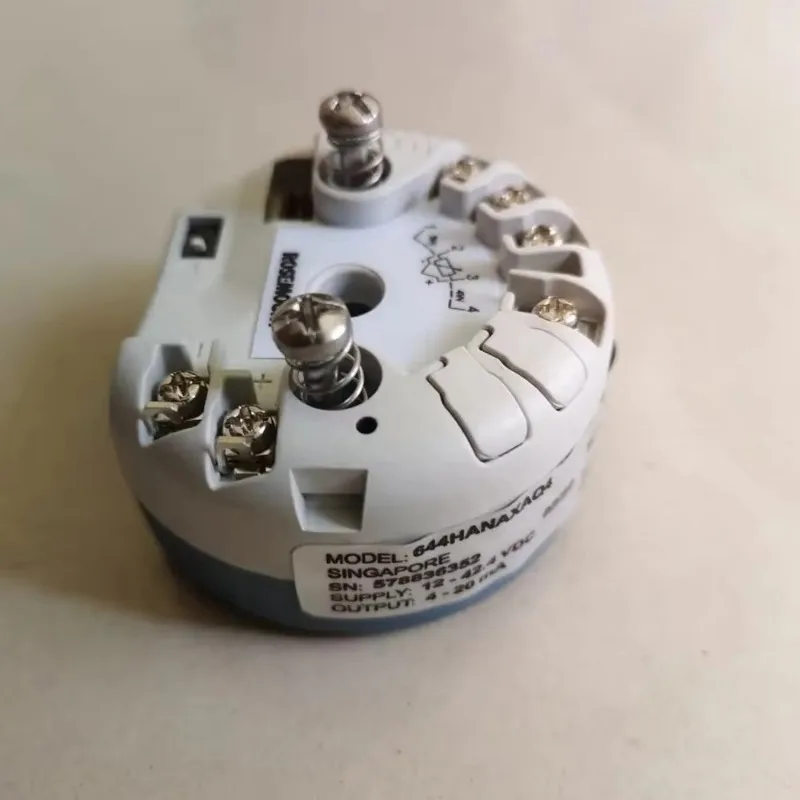 

644HAI1Q4 Датчик температуры Rosemounte с цифровым сигналом на основе протокола HART