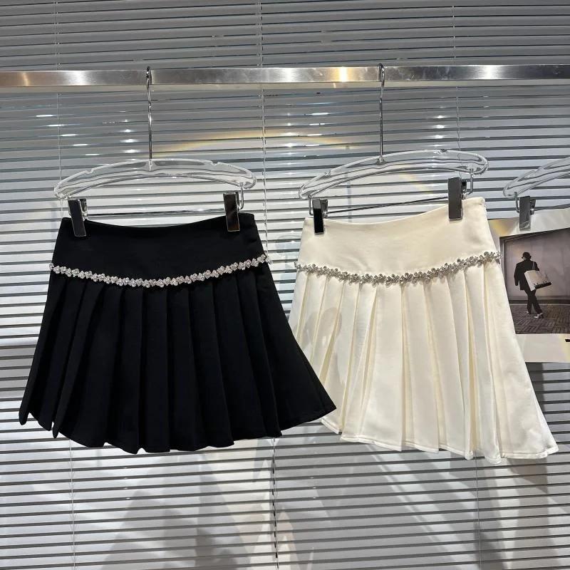 Hot 2023 Spring Rhinestone Chain Suit s Women Temperament High Waist Sport Dancing A- Line Mini Student Pleated Skirt