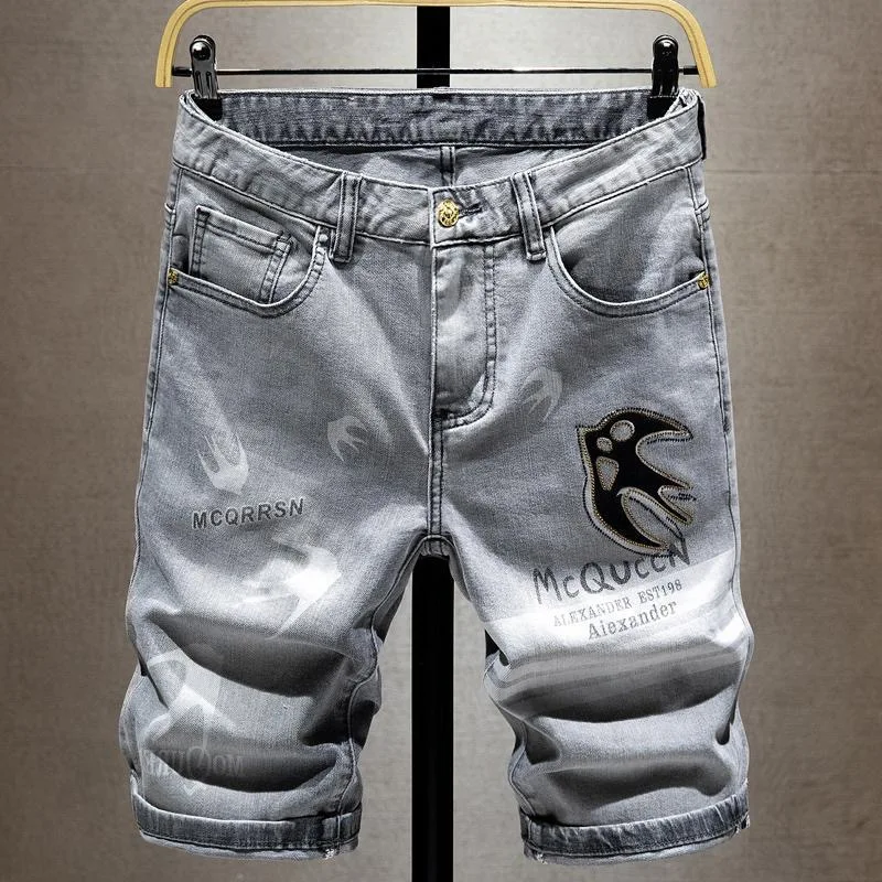 

Spring and Summer New Fashion Trend Printed Straight Leg Elastic Denim Shorts For Men's Casual Loose Retro Sports Jeans