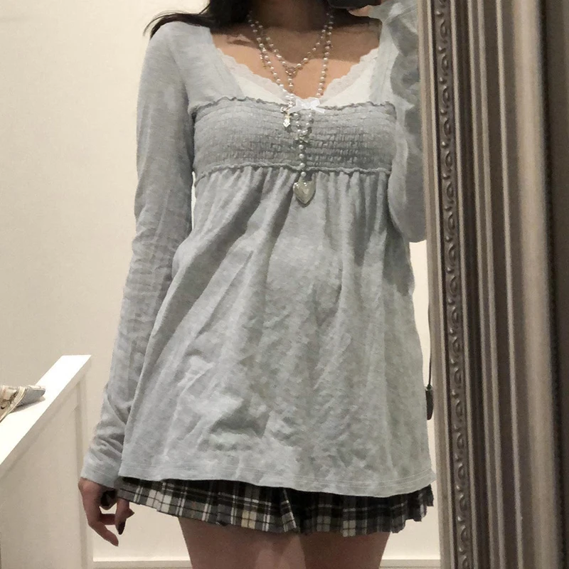 SUCHCUTE Women Y2K Square Neck Long Sleeve Top Casual Lace Trim A Line Mini  T-Shirt Vintage Coquette Babydoll Tees Fall Outfits