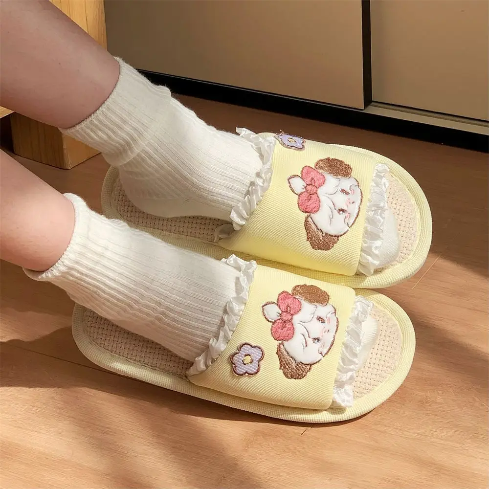 Kawaii Mikko القطن الكتان النعال لطيف المضادة للانزلاق كل موسم موضة الربيع الصيف المرأة ارضيات داخلية أحذية الفتيات الهدايا اللعب