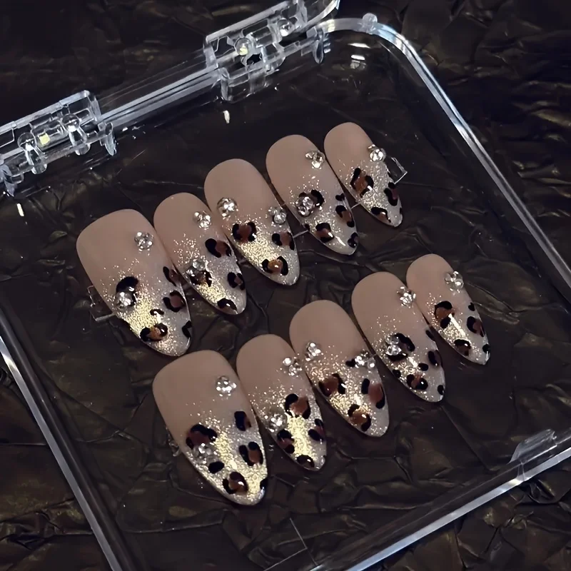 

10 шт. высококачественных накладных ногтей ручной работы с леопардовым принтом и эффектом кошачьего глаза, средней длины, с декоративными элементами в стиле Hottie.