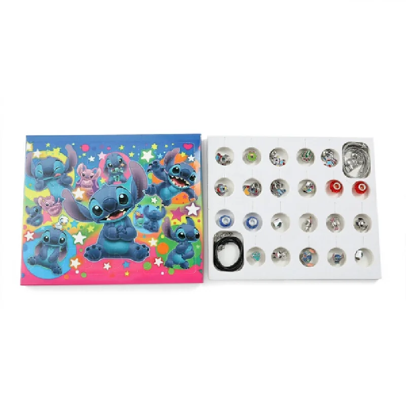 Nuovo Disney Stitch Calendario dell'Avvento di Natale Scatola cieca Lilo & Stitch 24 giorni Conto alla rovescia di Natale Fai da te Bracciale per gioielli Kit regalo