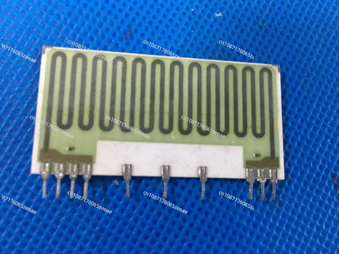 

8211RH.3A new original