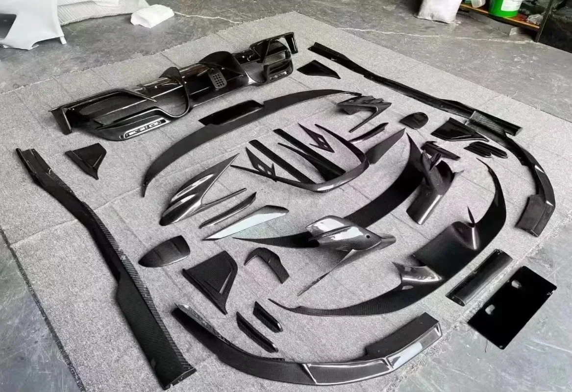 For F8 Msy  Style Carbon Fiber Body Kit - Front Lip, Rear Lip, Side Skirts, Air Vents & Spoiler
