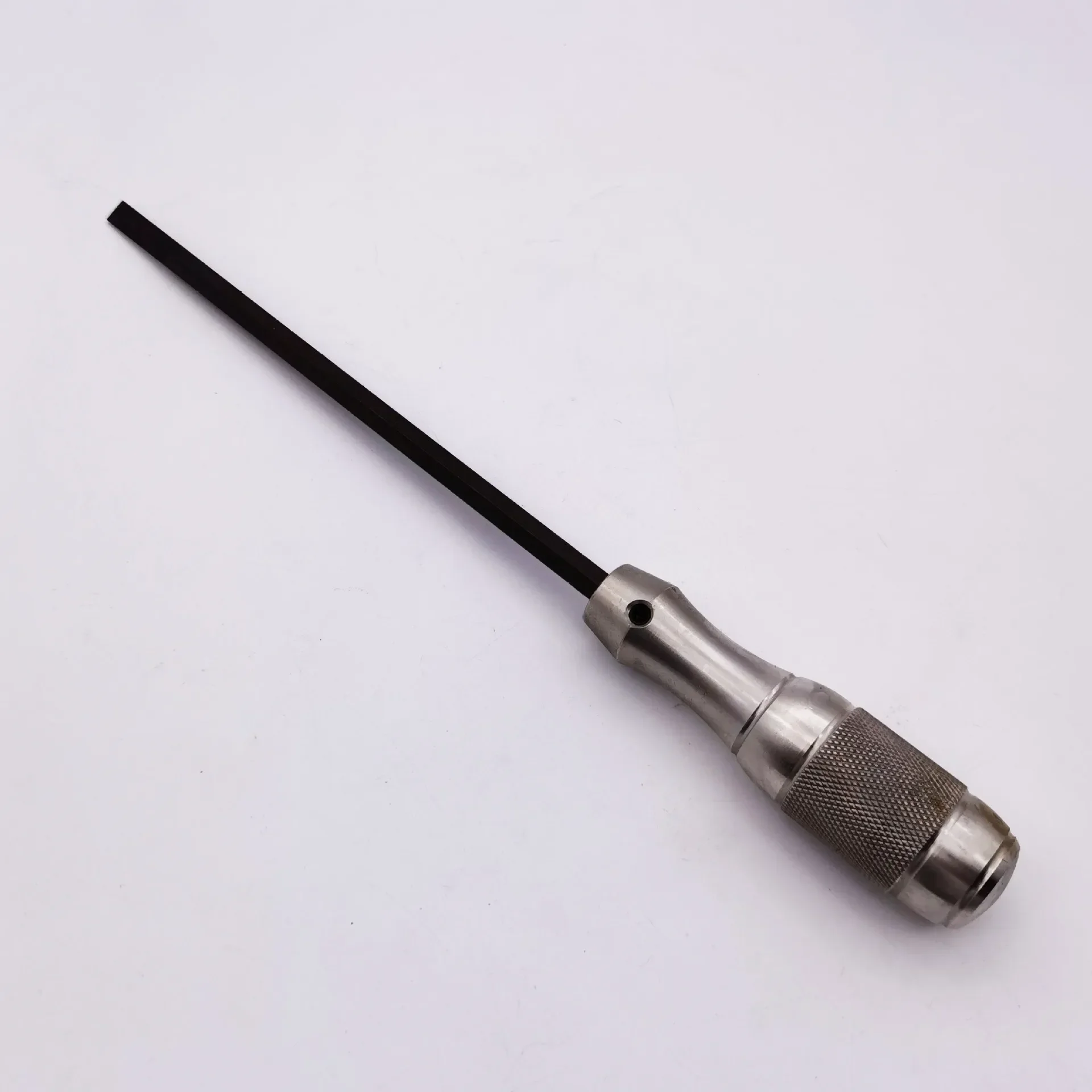 Locksmith screwdrivers, property repair tools, demolition tools, all-steel screwdrivers