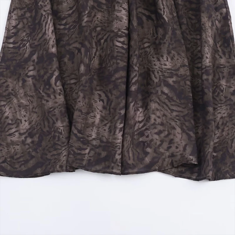 موضة جديدة طباعة التنانير النسائية خريف 2025 جديد أنيق عالية الخصر التنانير النسائية شيك سليم الشارع مريحة الشباب التنانير