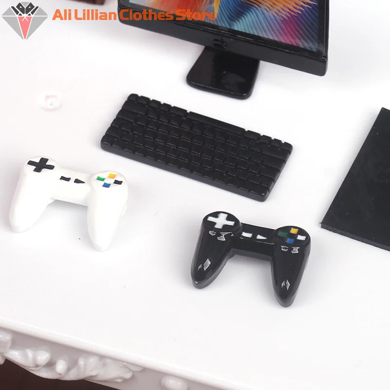 ⭐HOT❗ 1Pc 1/12 Dollhouse Miniature Simulation Gamepad Game Controller Model Living Scene Decor Toy Doll House Accessories