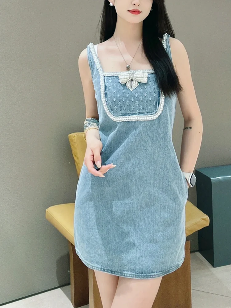 

Летнее легкое джинсовое платье с жемчужным декором и завязками, с завышенной талией, хлопковое, А-силуэт, без рукавов, для города