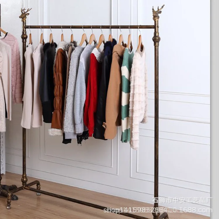 European-style clothing store hanging rack displayrack, iron vintage island men's and women's floor-standing deer head bagrack
