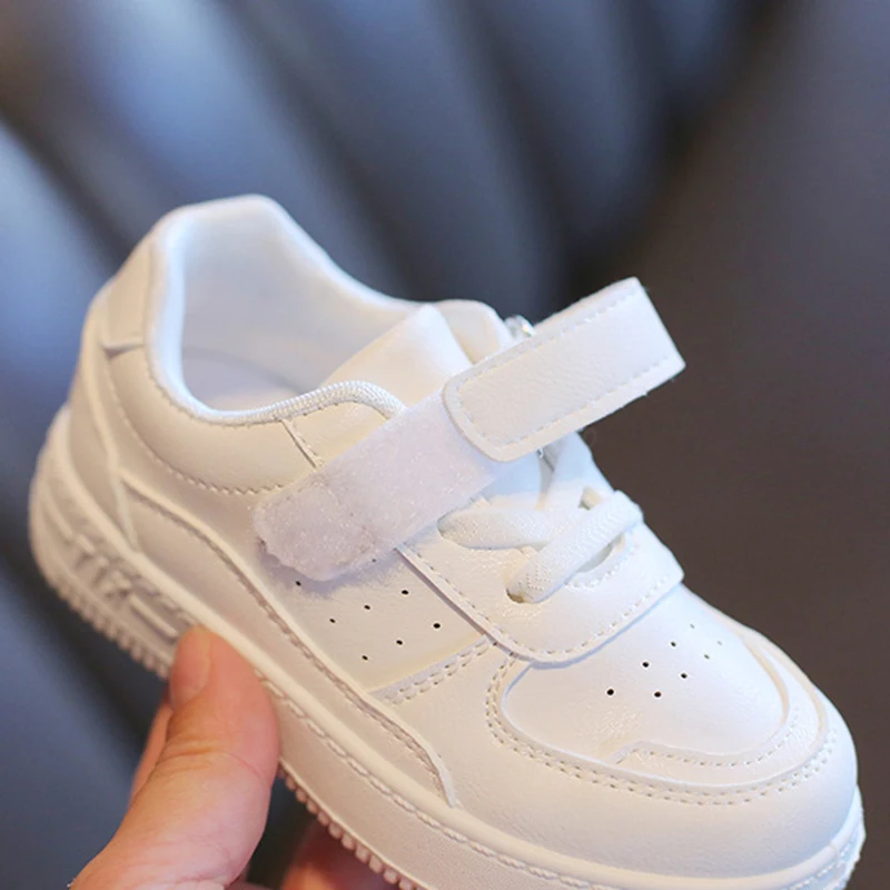 Children\'s Little White Shoes 2024 Spring and Autumn New Boys and Girls Sports Shoes Casual Board Shoes Leather Soft Sole Baby