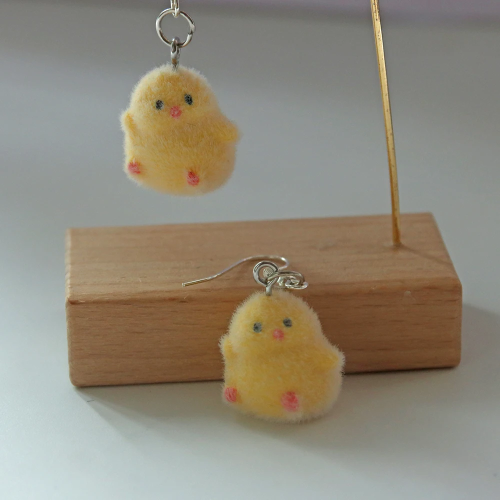 3D Cute pulcino floccaggio Charms Cartoon Animal Resin orecchini pendenti accessori portachiavi per artigianato fai da te creazione di gioielli