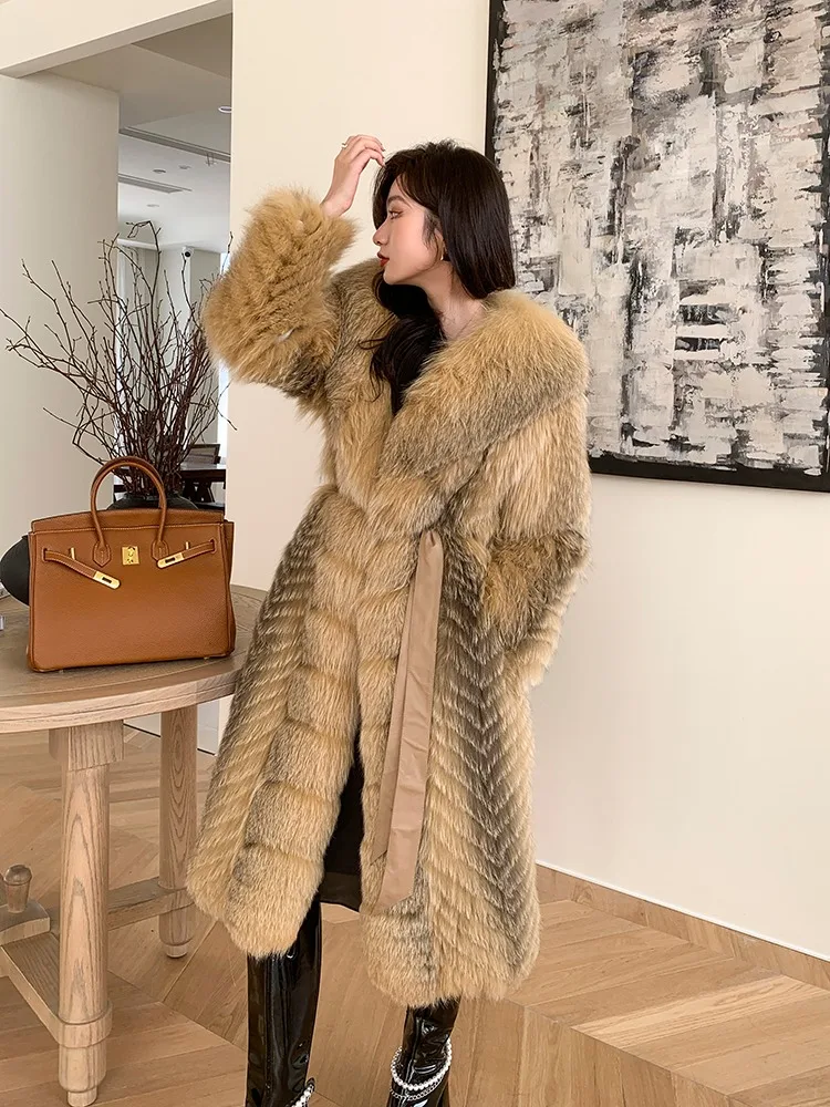 

Rare Big Brand Cross Fox Whole Skin Fox Fur Coat Warm Women's Fur Coat Long Style Fur Strip Sewed Toghter