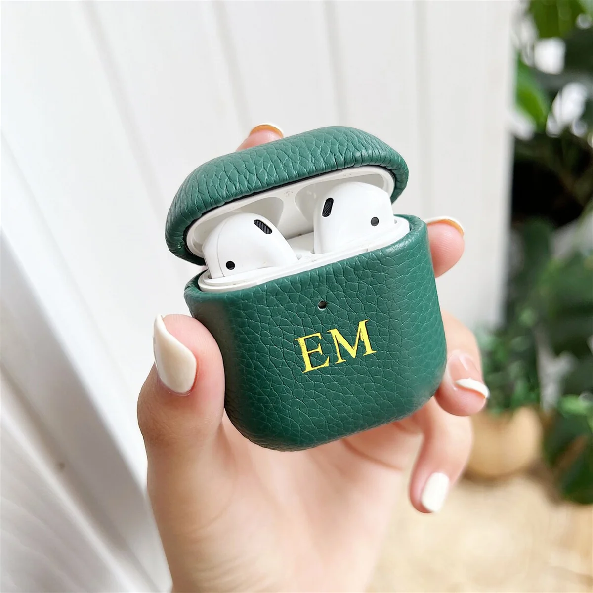 Personalized Genuine Leather Airpods Pro Case / Monogram Airpods 1/2/3 Pebble Leather Case / Customized AirPods Pro Case Cover