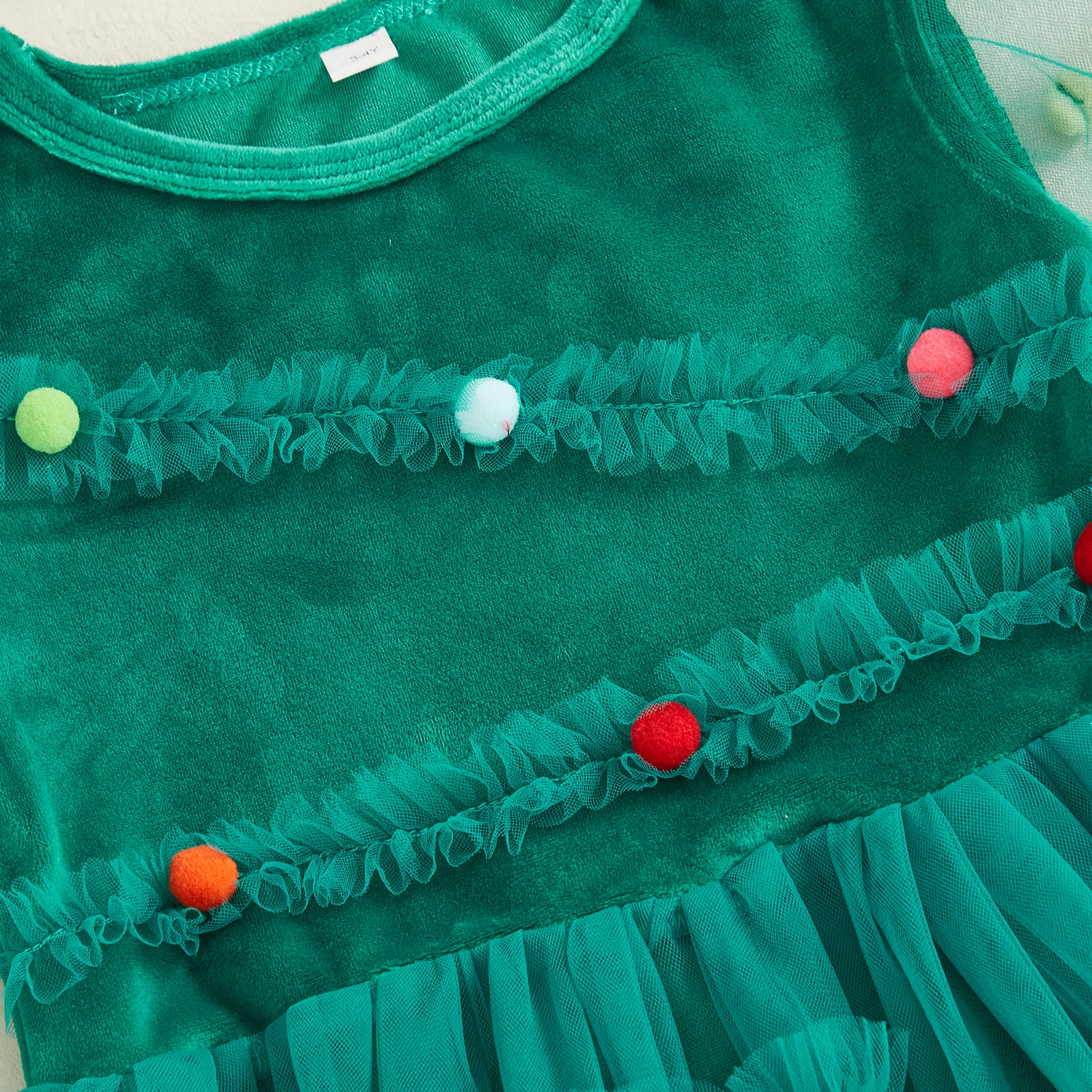 فستان Tregren للأطفال الصغار في عيد الميلاد للفتيات الصغيرات، فستان من التول بأكمام طويلة وقبعة سانتا الخضراء مكون من قطعتين