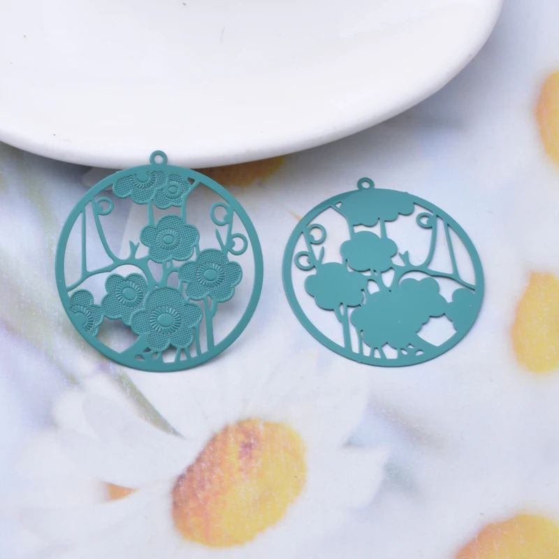 30 Stück AB4724 Messing Goldfarben Blumenanhänger Rhodiumbeschichtet Pflaumenblüten-Anhänger DIY Schmuckherstellung – Detail 3