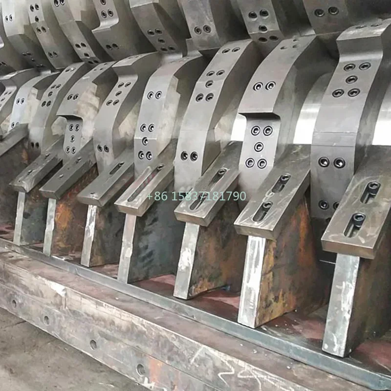 Waste Tire Shredder Recycling Line Scrap Car Tire Bumper Shredder Tyre Shredding Scrap Rubber Shredder Machine Customized Poland
