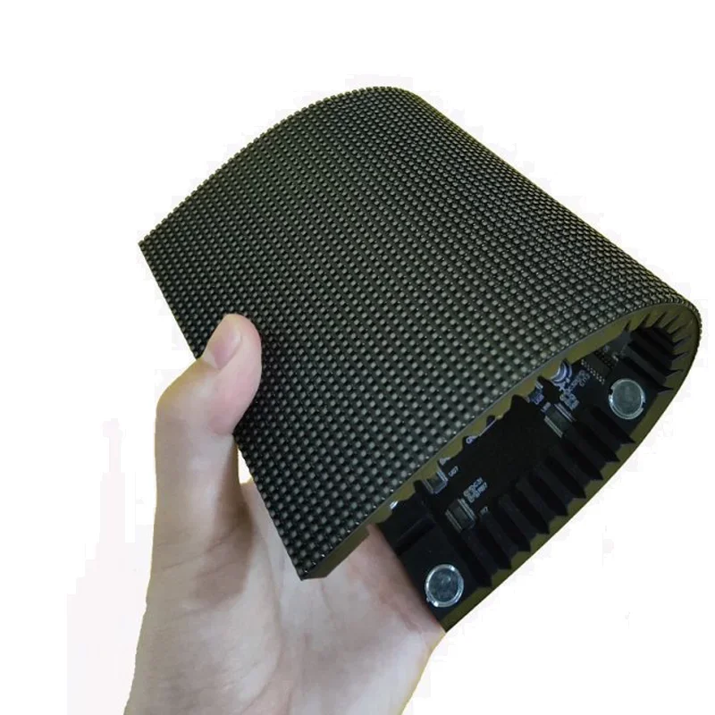 Display LED cilindrico curvo P4 Colonna led P4