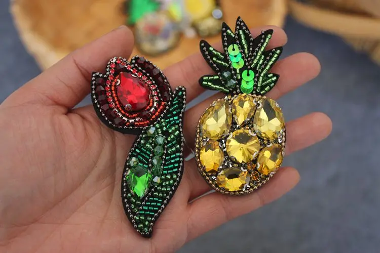 Strawberry Watermelon Pineapple fruit sequins Rhinestones beaded brooch appliques patches vintage fashion Coat Sweater decor