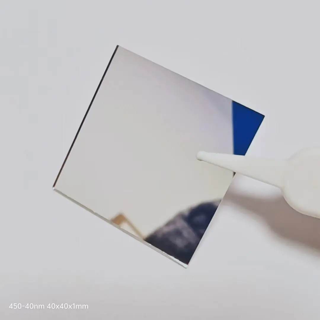 사각 좁은 대역 통과 필터 코팅 유리 NBP450-40nm, 크기 40x40x1mm, 450nm