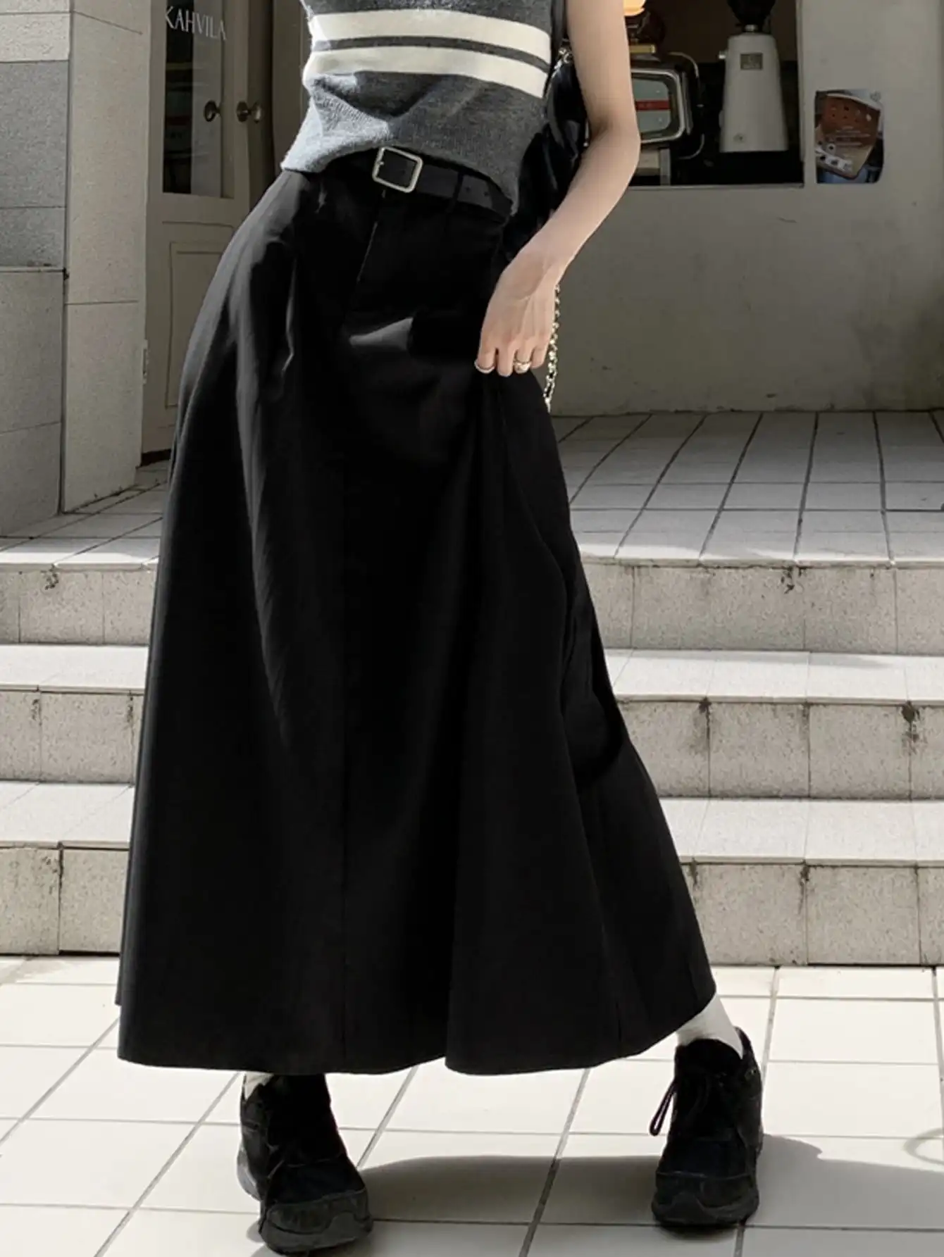 Korean Chic Summer Black Retro Style High-Waisted A-Line Skirt Pear-Shaped Figure Slimming Look Crotch-Covering Umbrella Skirt for Women