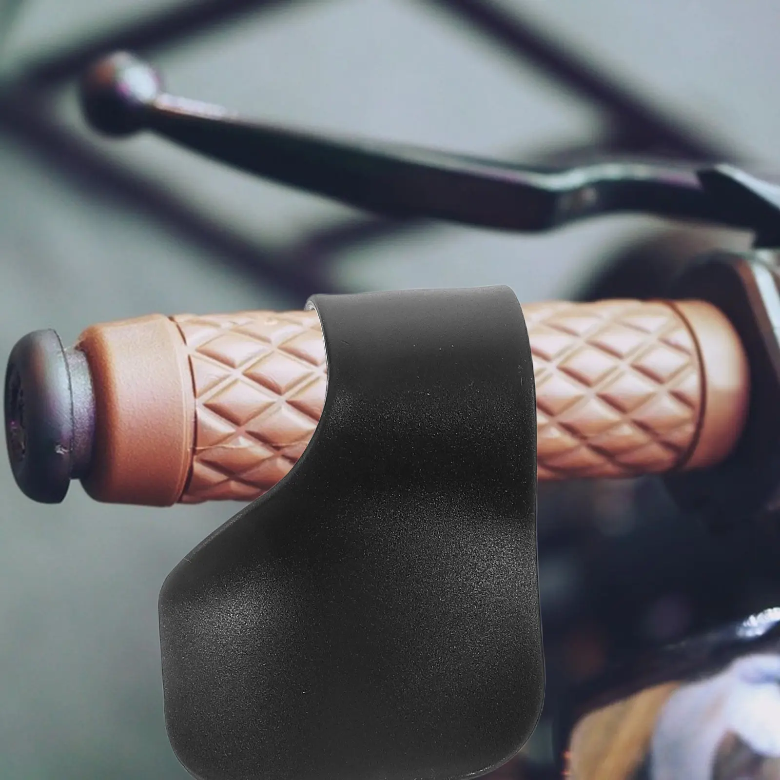 2Pcs Motorcycle Throttle Handle Oil Throttle Assist Clamp Long Distance Riding Cruise Control Stabilizer Grip Handle Clip