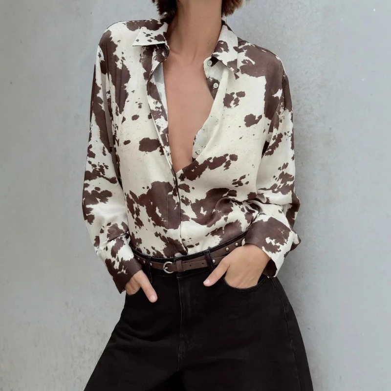 Summer 2025 New French Commuter Style Comfortable and Versatile, Animal Print Lapel Single-breasted Long-sleeved Shirt