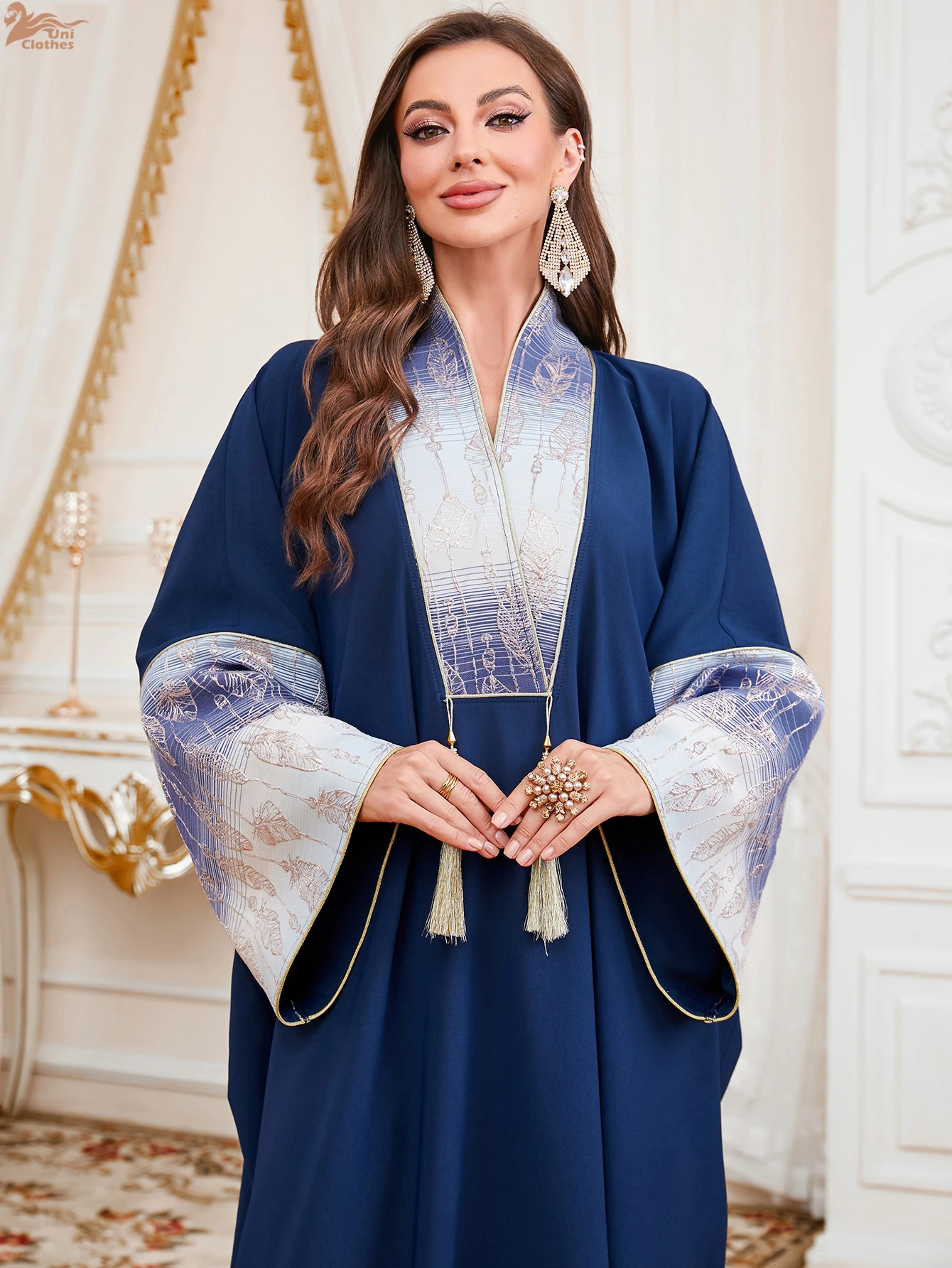 2025 New Muslim Elegant Patchwork Bat Sleeve Maxi Abaya Fashion Tassel Dress Embroidery Loose Kaftan