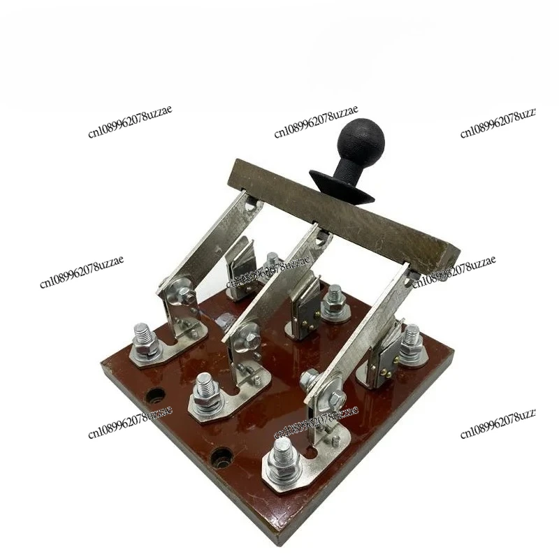 

HD11-400/38 Open Disconnect Switch Knife Switch Three-phase Electric Single-throw Knife Switch 400A Thickened Copper