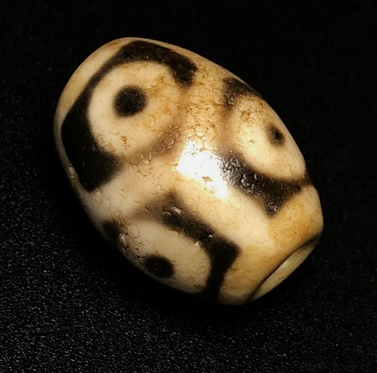 Darlow Ancient Tibetan DZI Beads Old Agate Longevity 6 Eye Totem Amulet Pendant