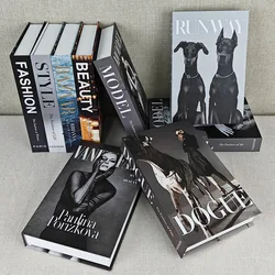 Decorazioni per libri di simulazione di moda moderna per la casa, tavolini da caffè di lusso, ornamenti, soggiorno, studio, regali morbidi per decorazioni per libri finti