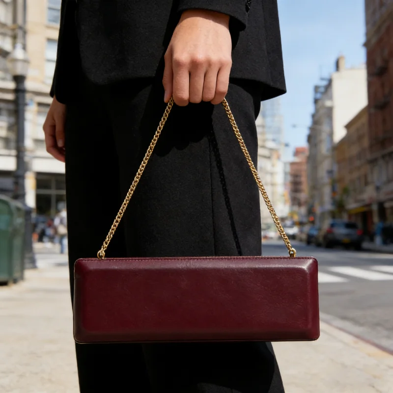 

European And American Rigid Rectangular Clutch Bag Designer Handbag For Evening Bag Detachable Metallic Chain Shoulder Strap Bag