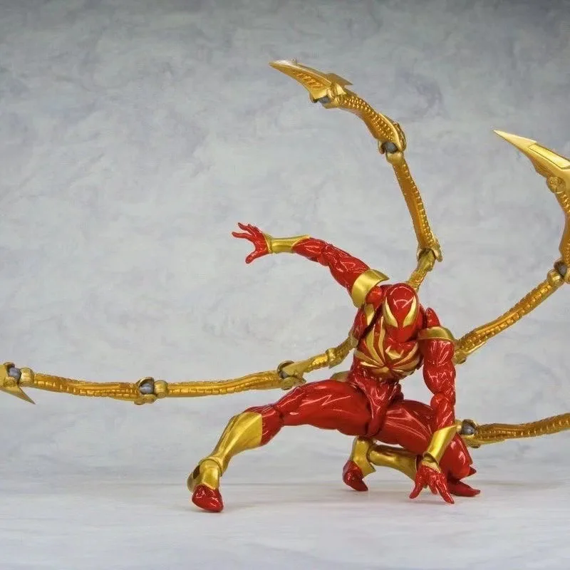 Kaiyodo Revoltech Amazing Yamaguchi Iron Spider-Man Action Figures Model Doll Peter Parker Collectible Set Toy Decoration Gift