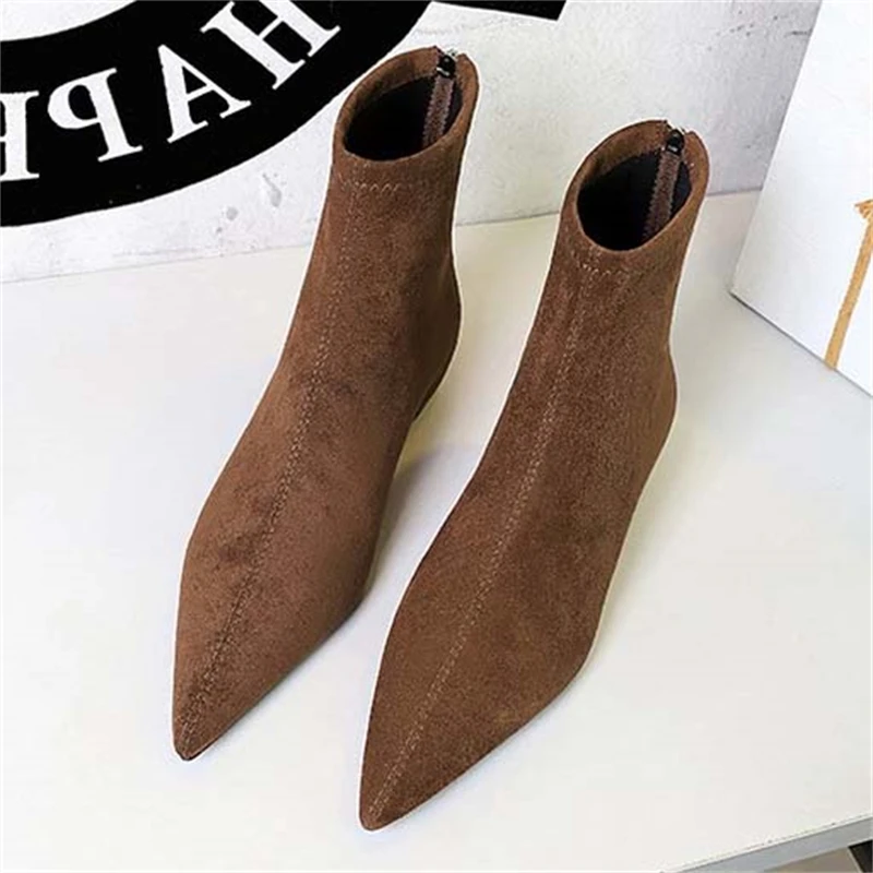 BIGTREE Herfst Winter Designer Puntschoen Enkellaarsjes Vrouwen Vintage Wiggen Hak Schoenen Beknopte KORTE Botas Zapatos De Mujer