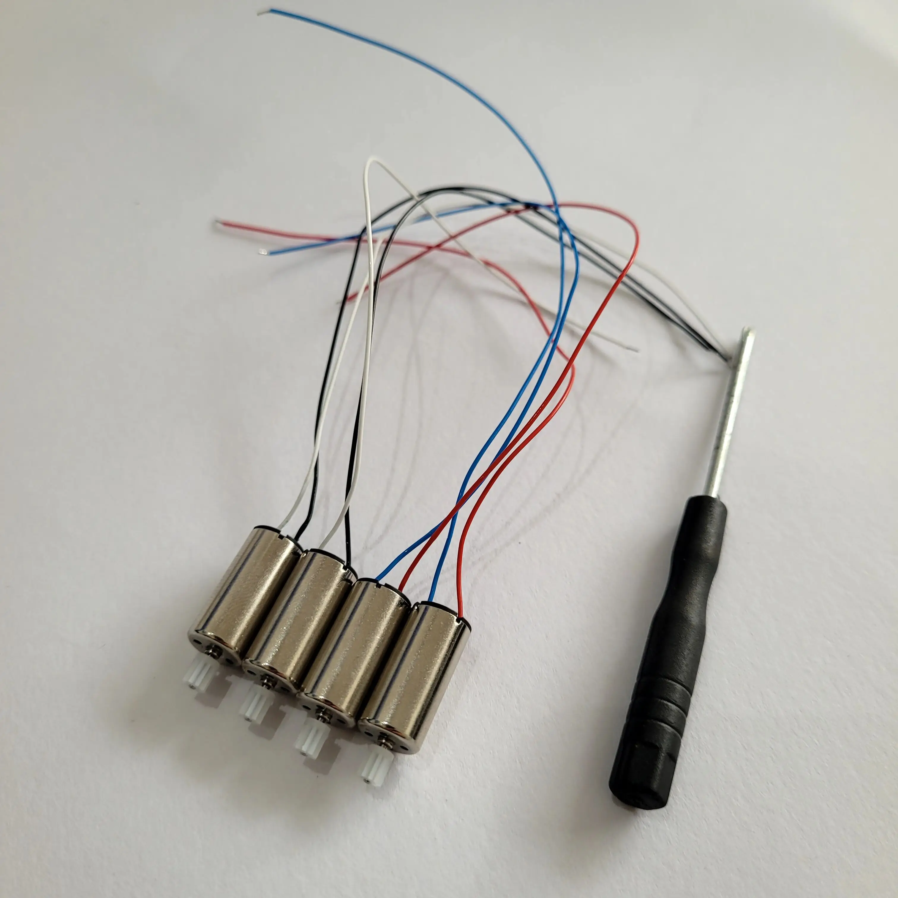 4PCS Motor Engine with Screwdriver for SYMA Z3 RC Drone Quadcopter Motor Part Motor A B Accessory