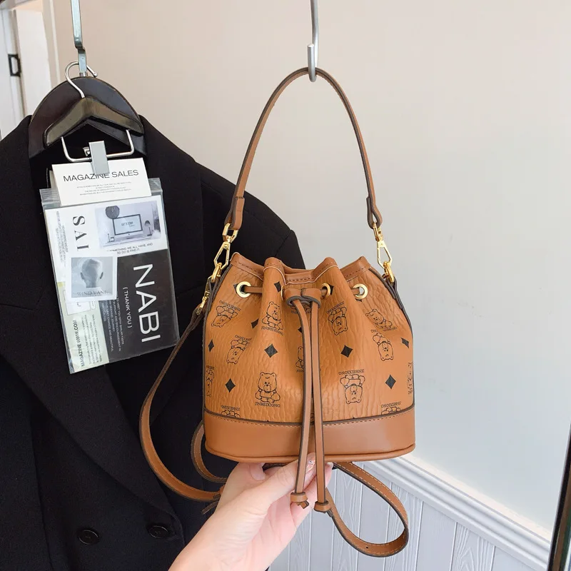 

Vintage Print Drawstring Bucket Bag Textured Shoulder Purse for Women Luxe Crossbody Tote Versatile Bag Chic Sling Bag​