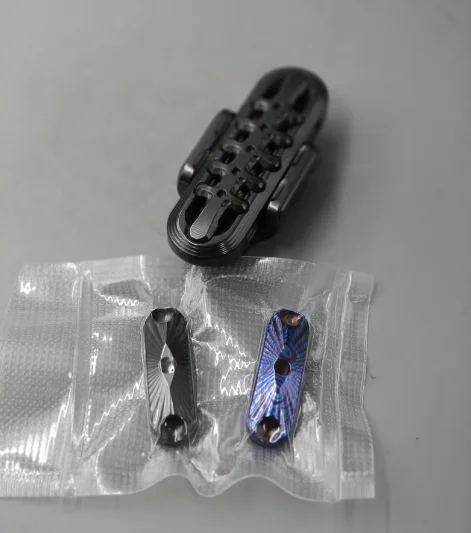 

Play Wu Le Zhi Циркониевый стальной сердечник с циркониевым сердечником + титановый конский сердечник + сердечник камертона Механический толкатель Брендовая игрушка EDC