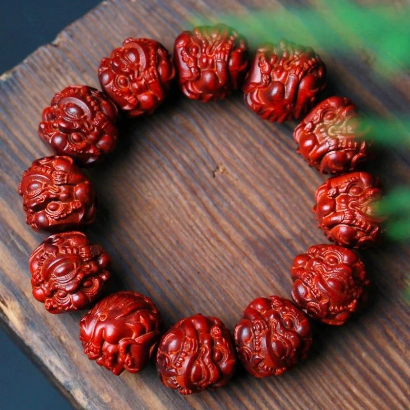 

Natural lobular red sandalwood hand string Buddha beans Wen play brace rosary Bracelet wooden Bracelet creative gift