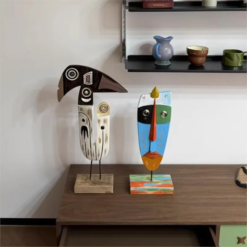 MOMO Simple Modern Art Primitive Totem Ornaments Hotel Homestay Living Room Wine Cabinet TV Cabinet Porch Office Decoration