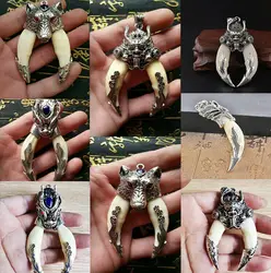 Handcrafted Necklace Wolfs Tooth Fangs Pendant Teeth Bone Vintage Tibetan Amulet Antiques Figurines Hip Hop Choker Pendants