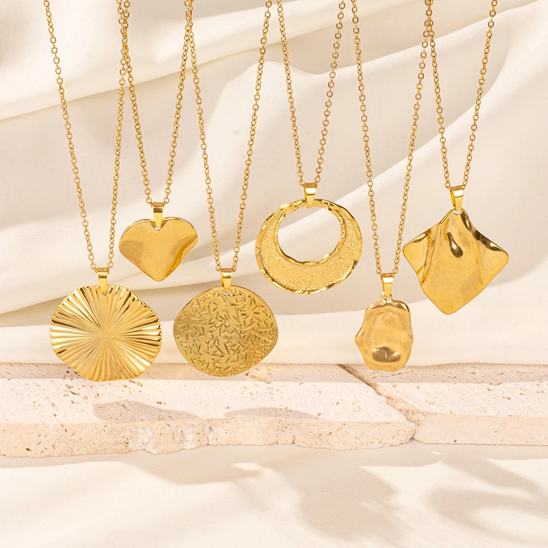 

1pc Fashion Stainless Steel Geometric Necklace For Women Gold Color Heart Round Folds Personality Pendant Necklace Party Gift