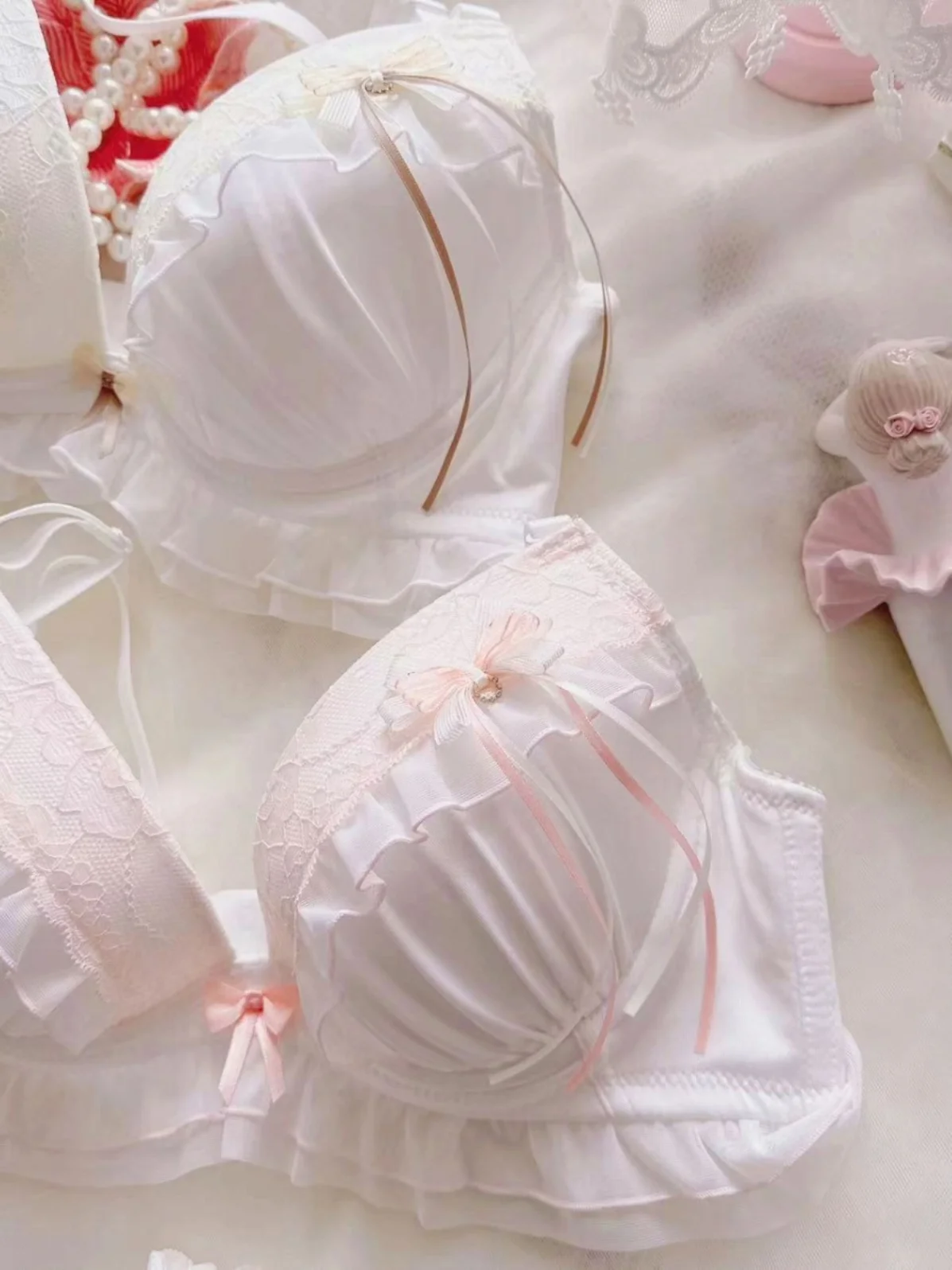 Sexy Daily Thin Cup Bra Cute Gathered Student Girl Cotton Lined mid Waist Underwear Set for Young Women U Shape Three Row Buc...