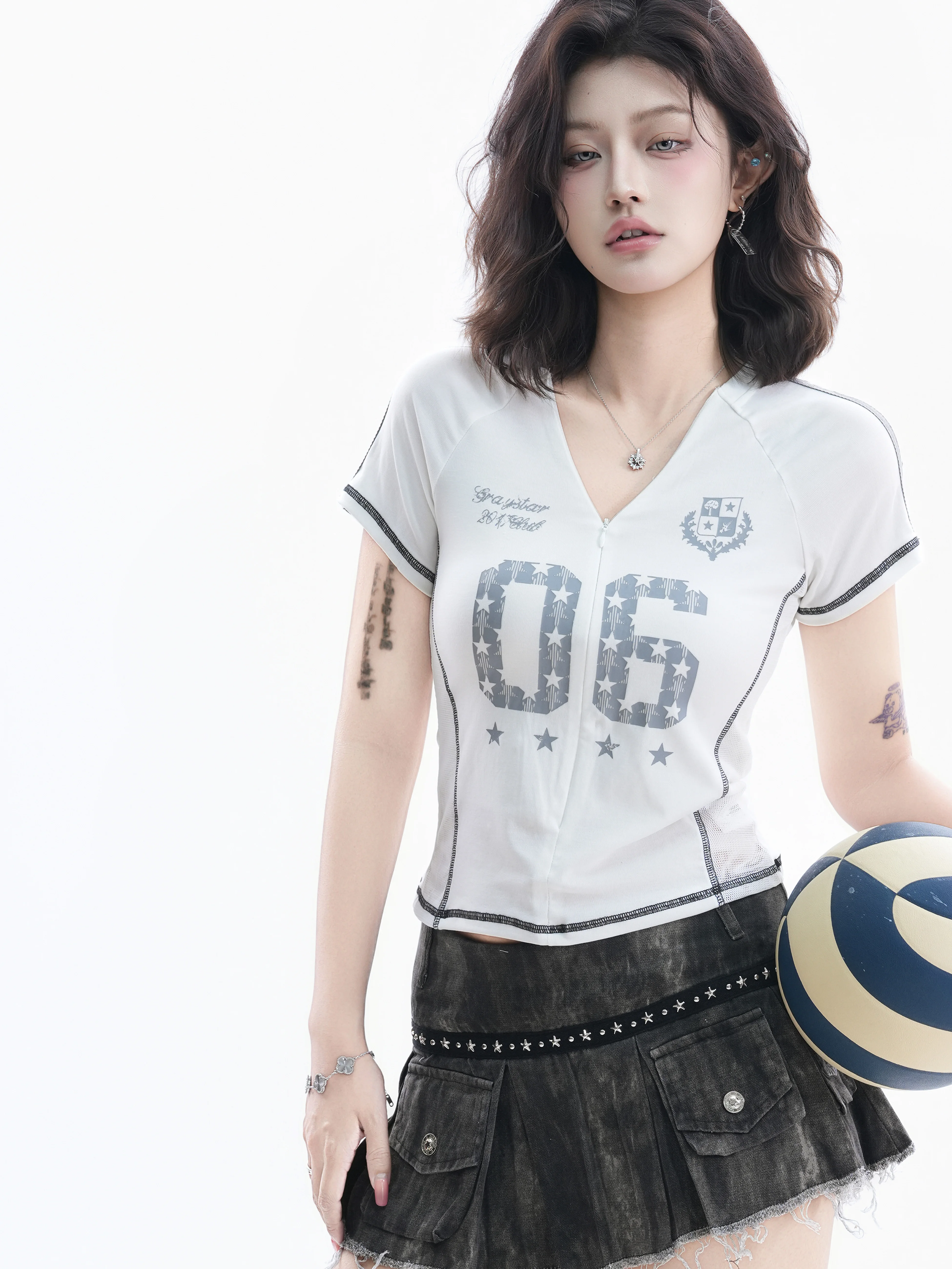 American Campus Style V-Neck Short Sleeve T-Shirt Women Summer Spicy Versatile Sports Digital Print Casual Fashion Top
