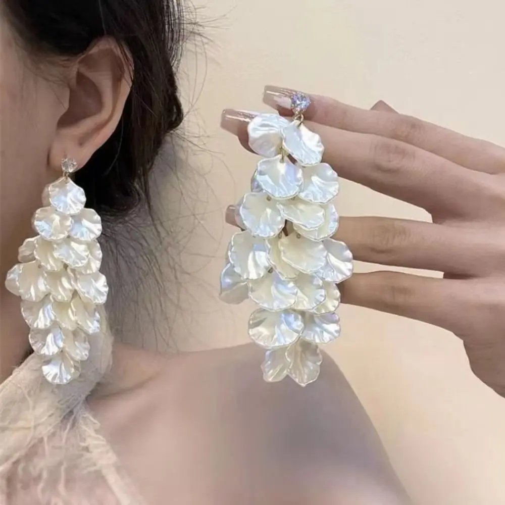 Creative Exquisite Petals Tassel Earrings Luxury Exaggerated Drop Earring Ornaments Jewelry Vintage Earrings Women