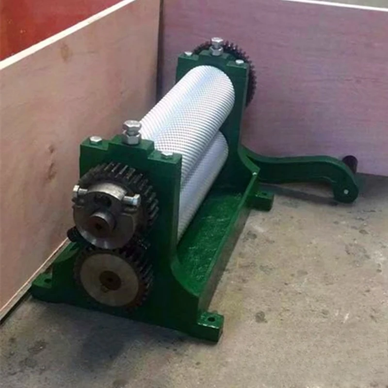 Aluminum Nest Foundation Machine, China Bee Italian Bee Nest Foundation Machine, Embossing Machine, Bee Tool
