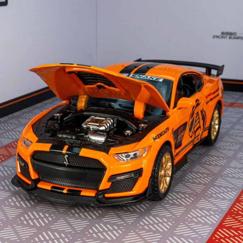 Модель автомобиля Ford Mustang Shelby GT500 из сплава в масштабе 1:32, со звуком и искусственными деталями, детская игрушка, коллекционные предметы, подарок на день рождения