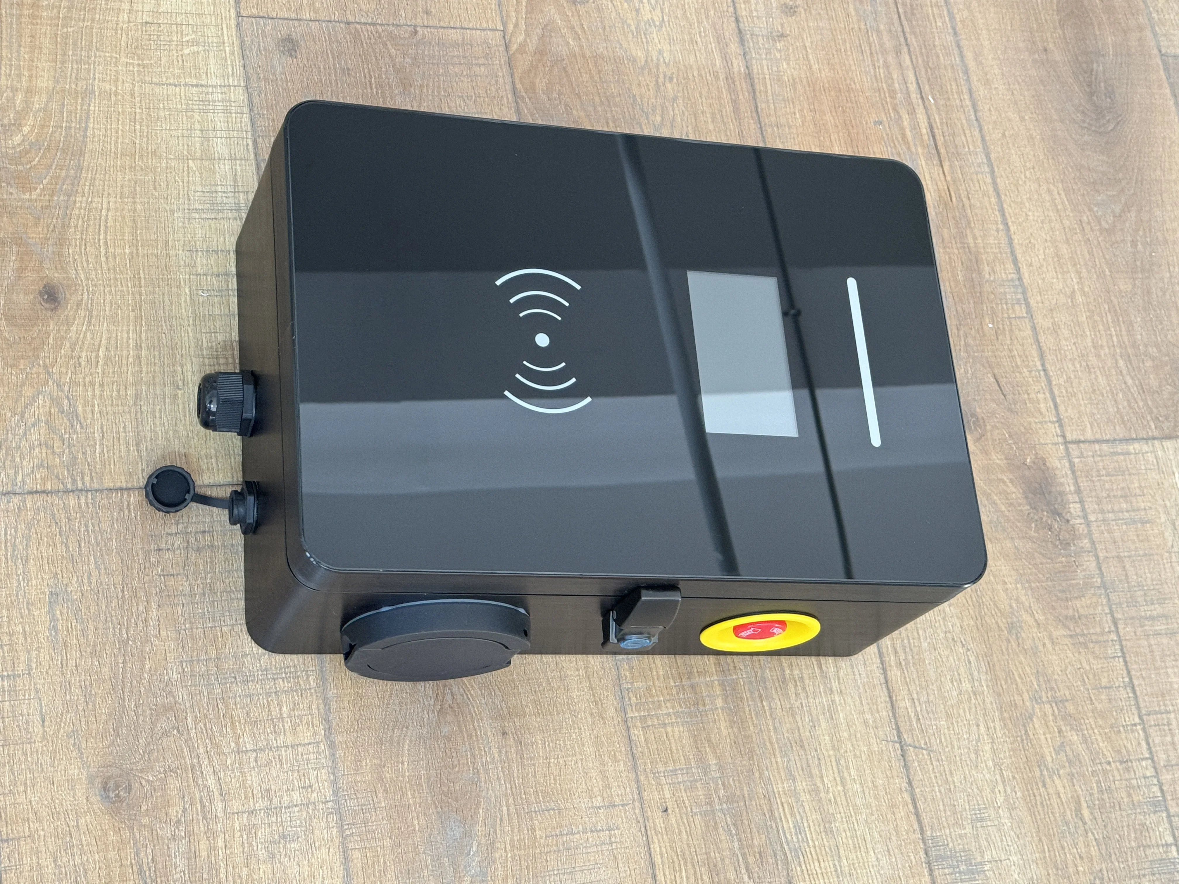 التجارية Ocpp Mennekes 32A 3 المرحلة 7kw 22kw 44kw مزدوجة بندقية Wallbox شحن كهربائي سريع EV محطات شحن مثبتة على الحائط